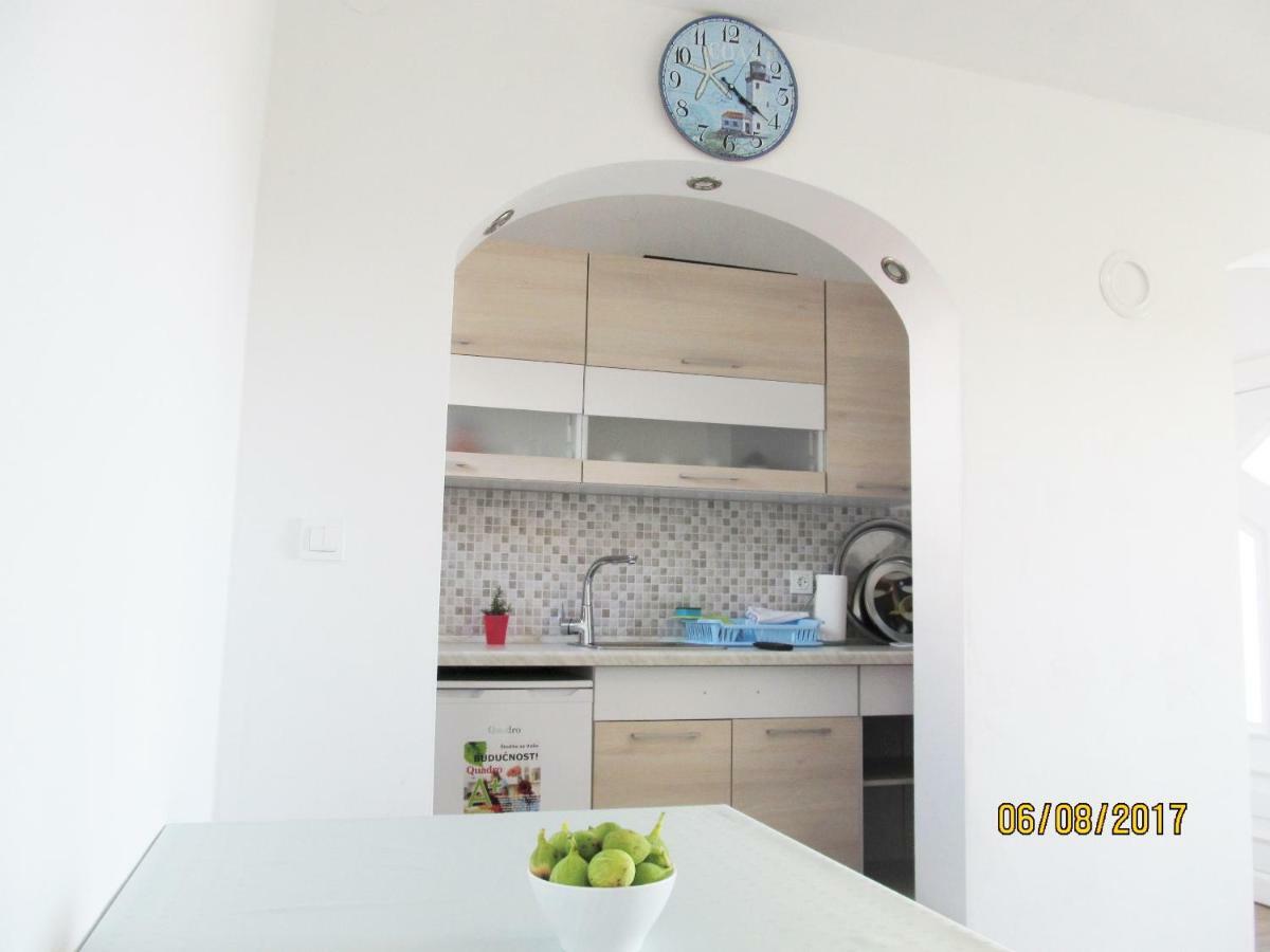 Apartmani Mala Sirena Maslenica Εξωτερικό φωτογραφία
